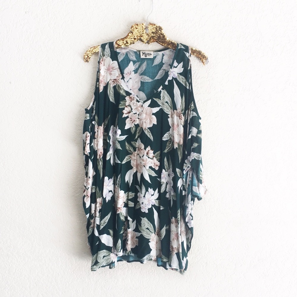 Show Me Your Mumu Peta-Boo Tunic in Forest Florist